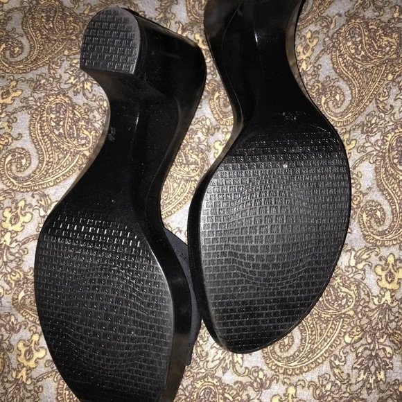 Stuart Weitzman Open Toe Heels 8.5 - Picture 3 of 7